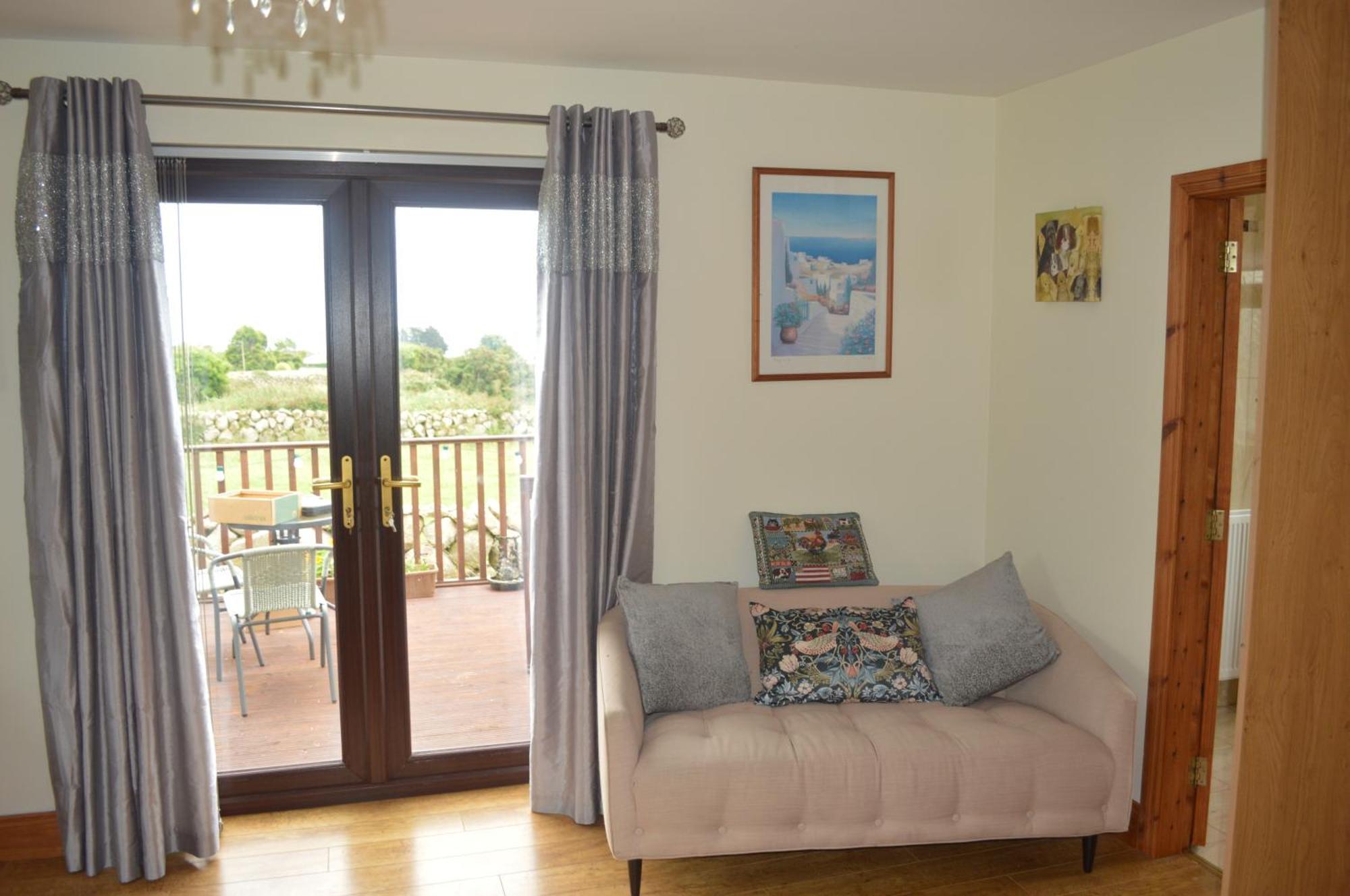Carrick Cove Self Contained Accomodation With Private Decking Annalong Экстерьер фото